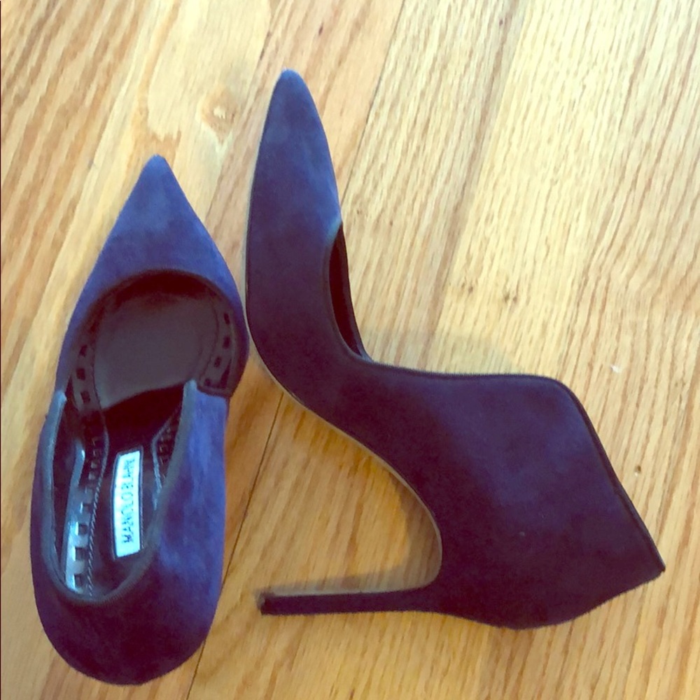 Authentic Manolo Blahnik blue suede size 36 1/2